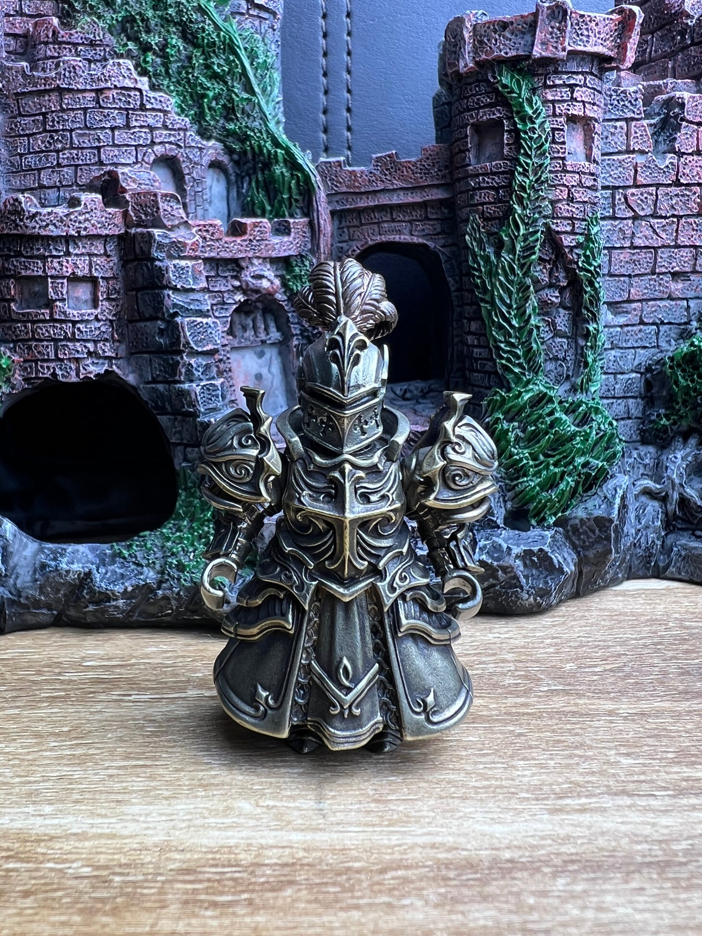 MagnetiKnights™ - The Winged Sentinel