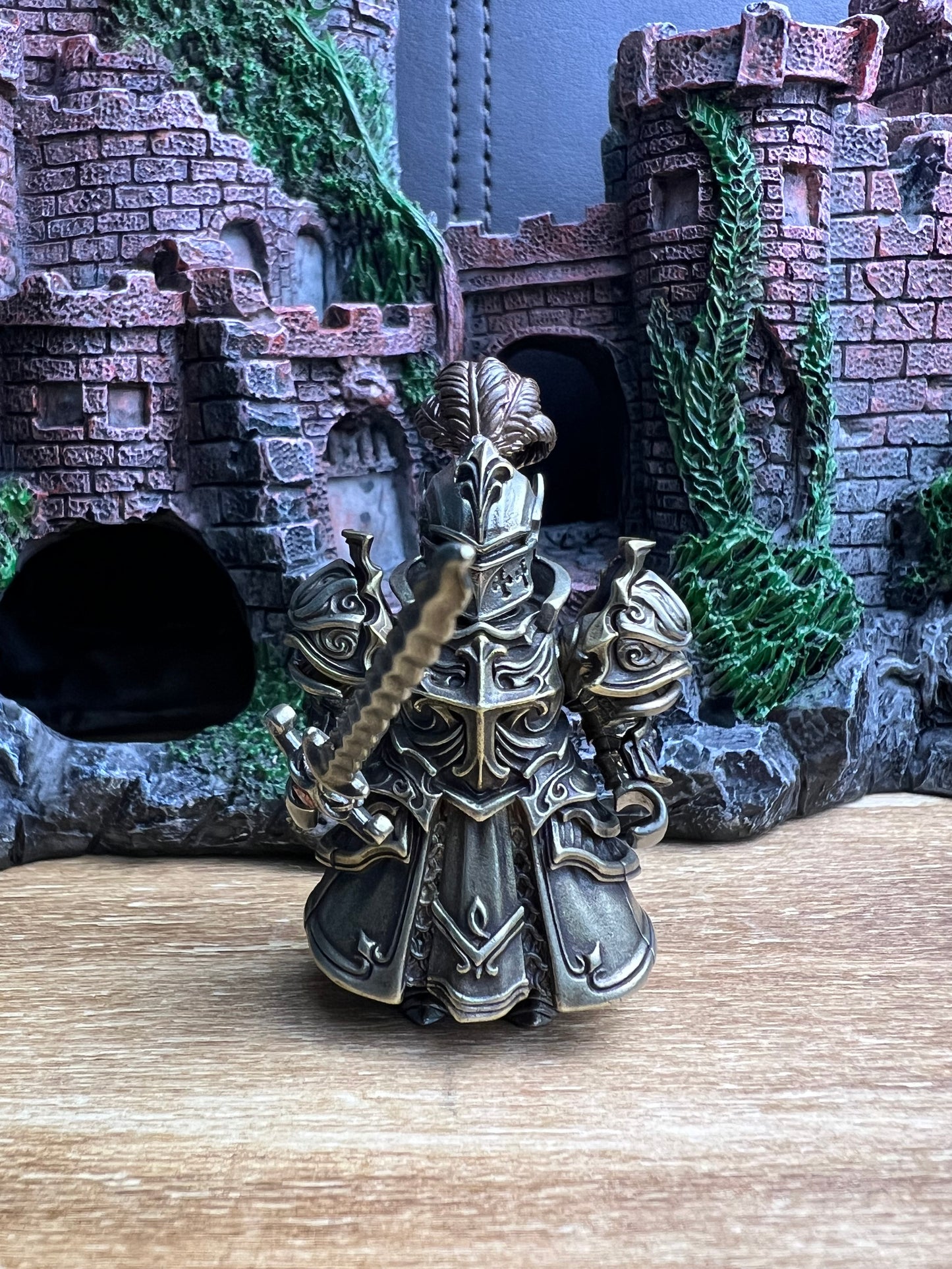 MagnetiKnights™ - The Winged Sentinel